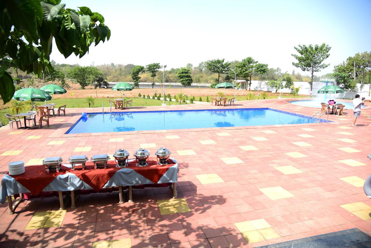 River Touch Resort Silvassa Eksteriør billede